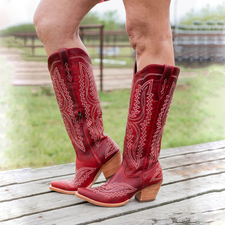 Retro Embroidered Western Cowboy Boots for Women – Pointed Toe