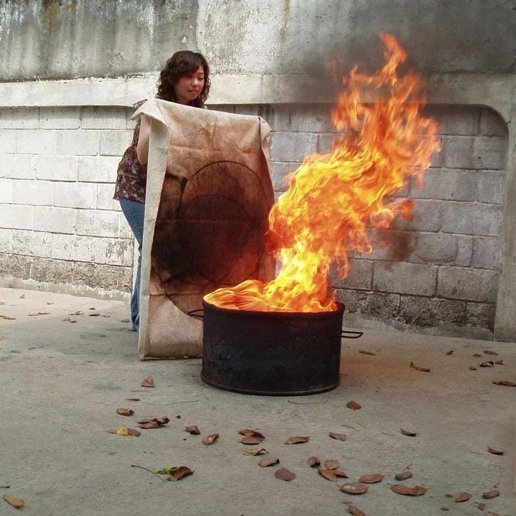 Fire Blanket Fireproof Flame Retardant Resistant image 5