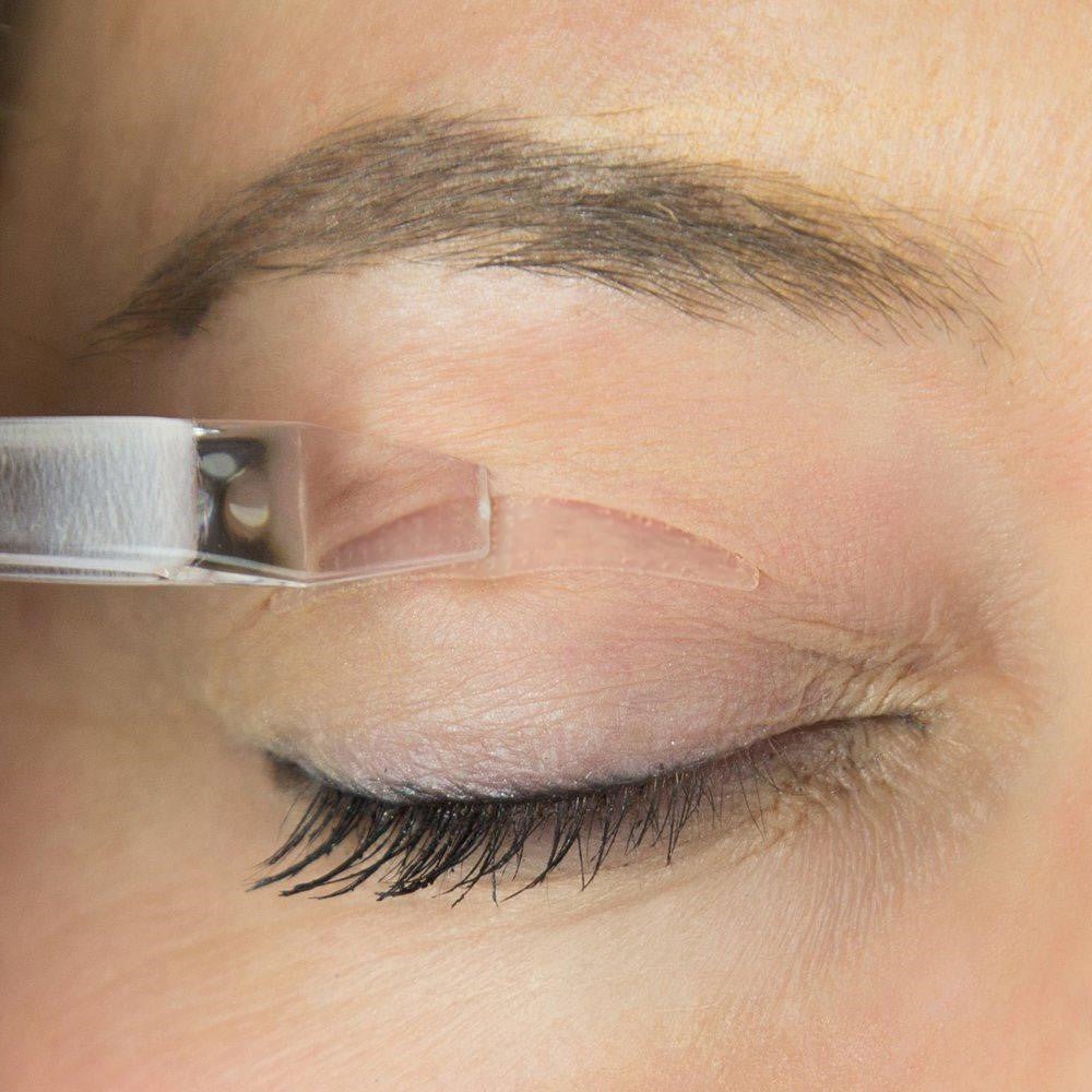 Anti-Aging Eyelid Tape (Contains 100 Strips) image 2