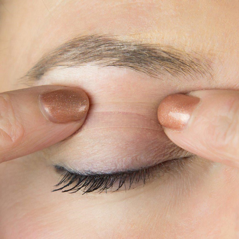 Anti-Aging Eyelid Tape (Contains 100 Strips) image 1