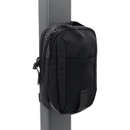 Magnetic Water Bottle Gym Bag image 0