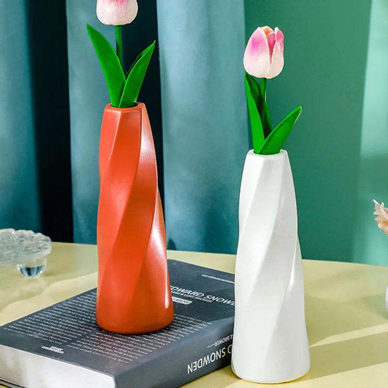 Simple Table Vase for Modern Home Decor