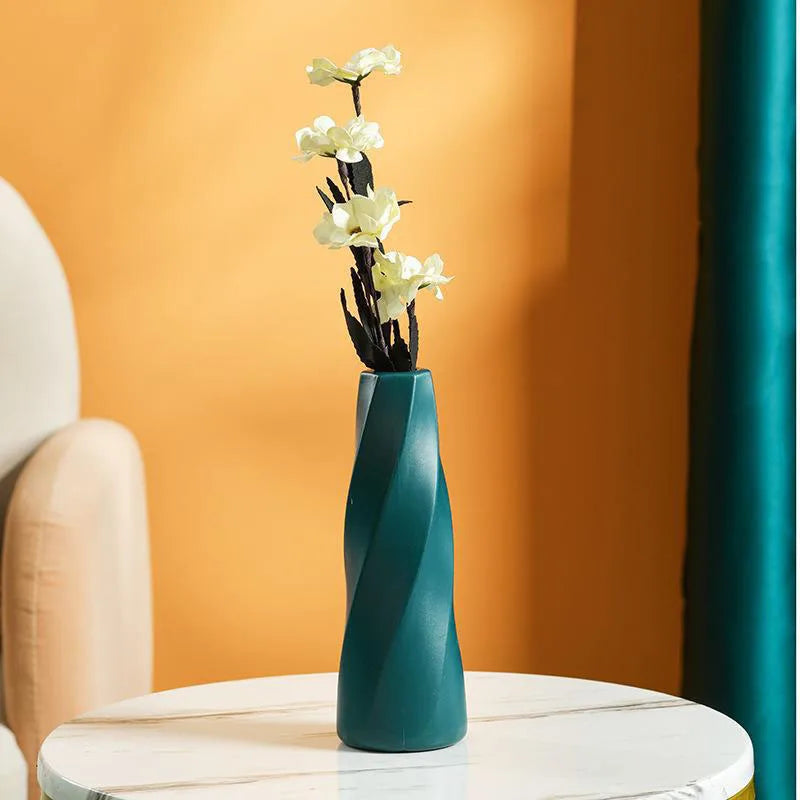 Simple Table Vase for Modern Home Decor