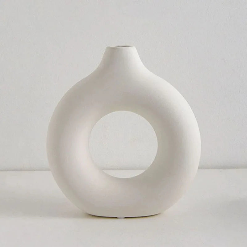 Donut-Shaped Minimal Vase for Modern Living Room Decor