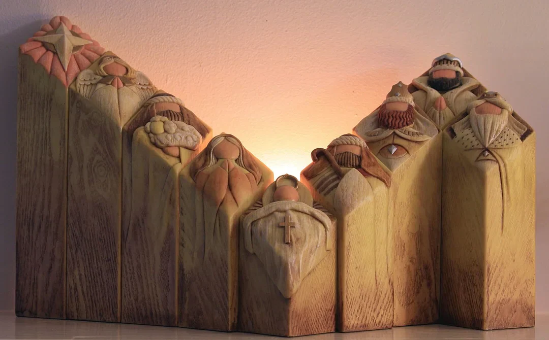 9pcs Heaven Nativity Tree Pillar Statues image 2