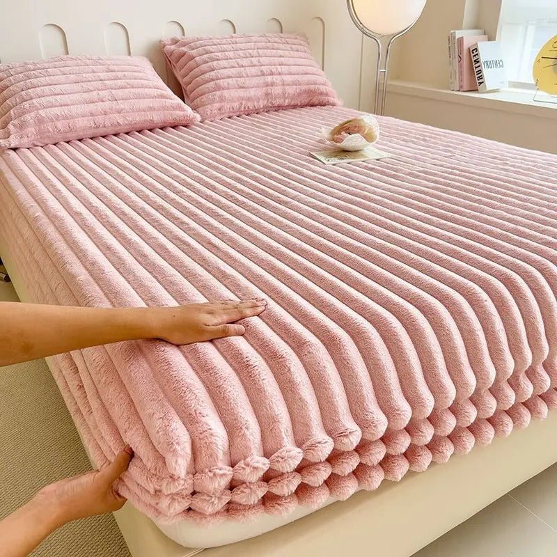 Ultra-Soft Luxury Fitted Bed Sheet - California King (72 x 84 inches), Pink image