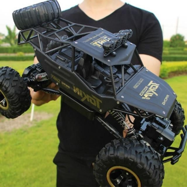 4×4 Rock Crawler Monster Truck image 1
