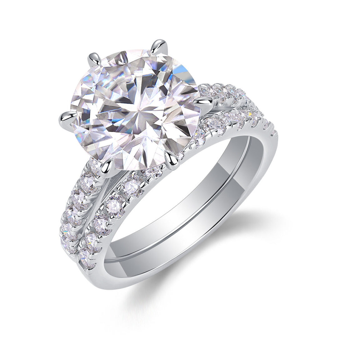 Arrange Large Diamond Rings Luxuriously And Fashionably Set With Moissanite Silver Rings - Image 2