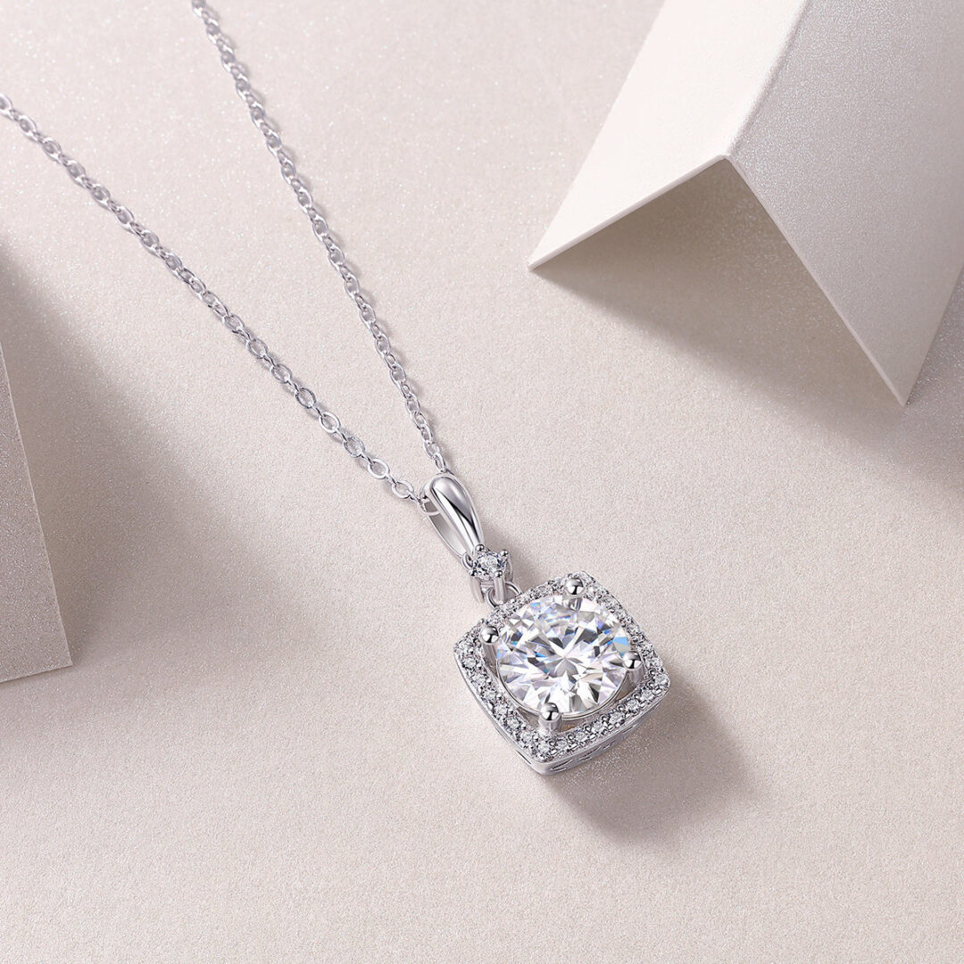 Innocent Mary Luxury Fashion Diamond Pendant Necklace Set With Mosan Diamond Silver Ornaments - Image 3