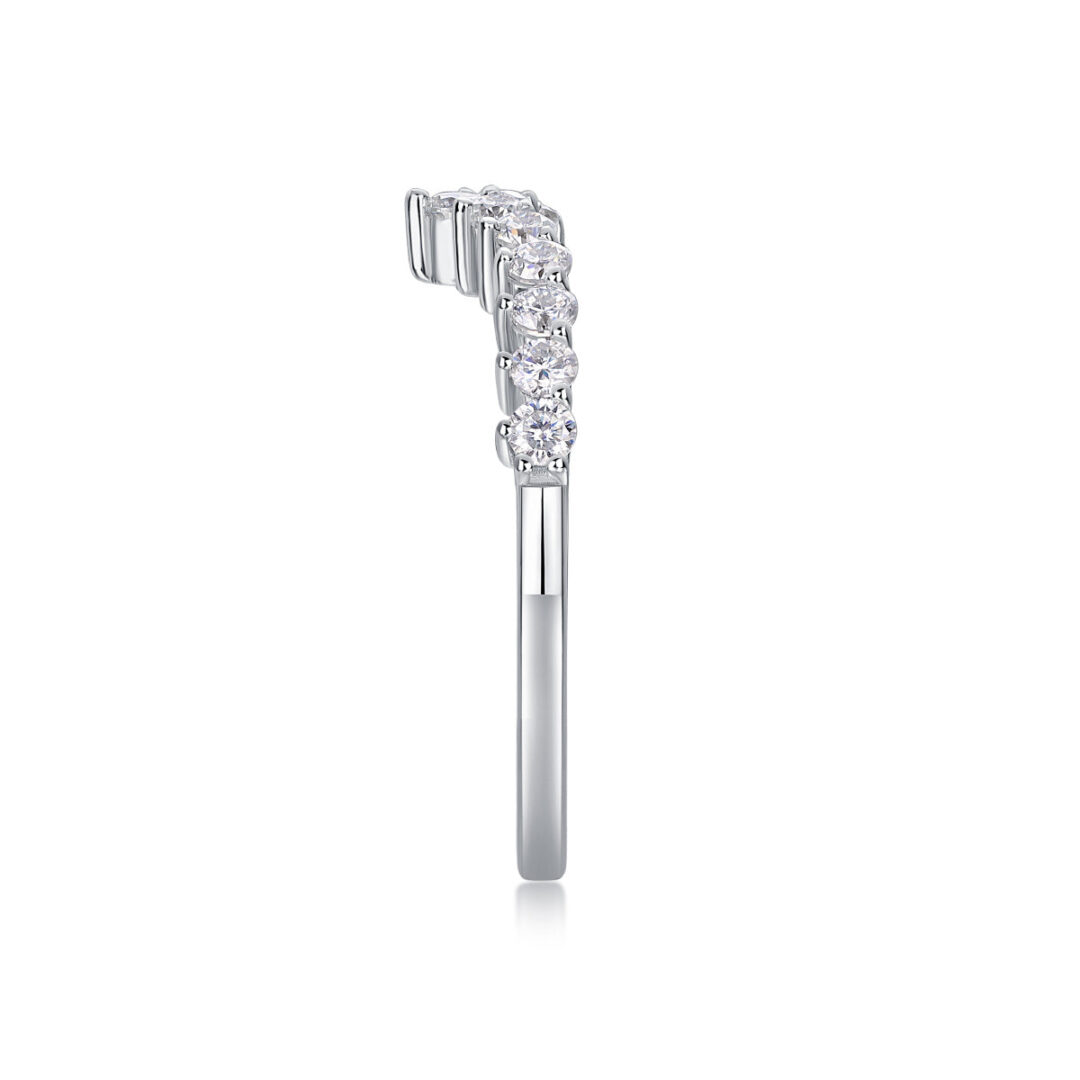 Crown Diamond Ring Luxury And Stylish Moissanite Silver Ring