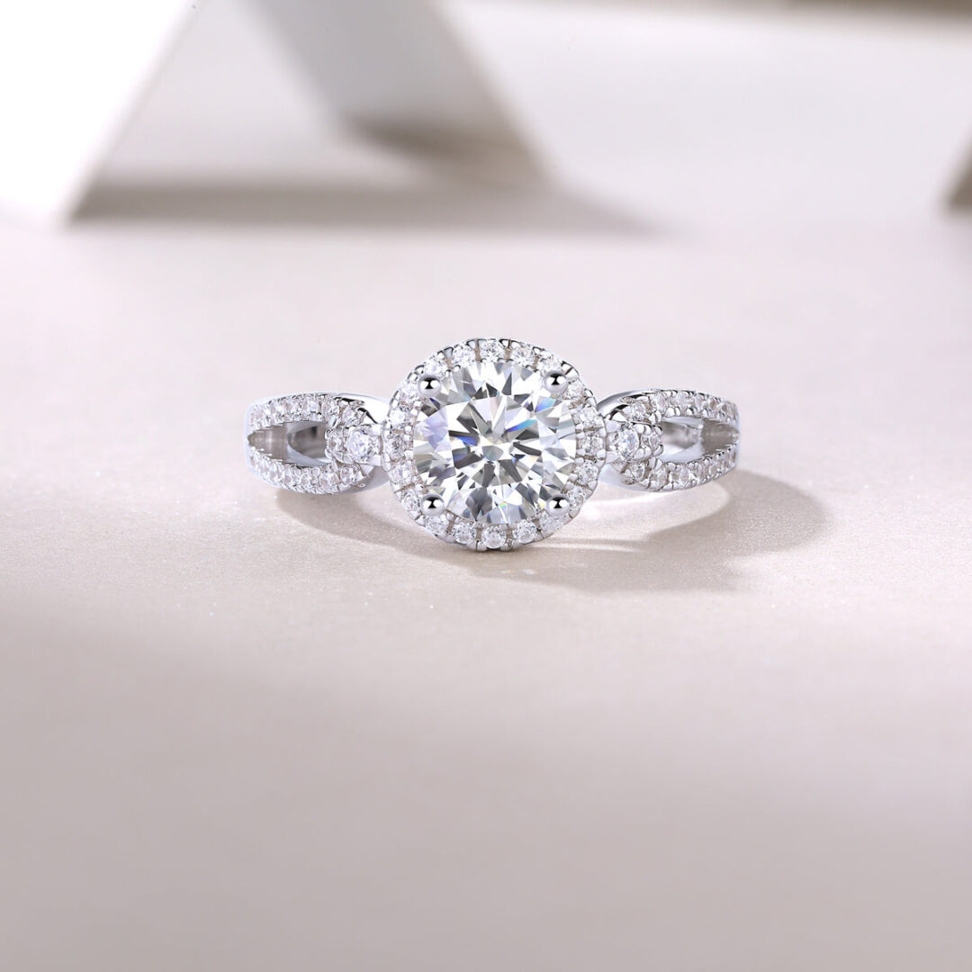Luxury Fashion Large Diamond Wedding Ring With Moissanite Silver Ring - Image 5