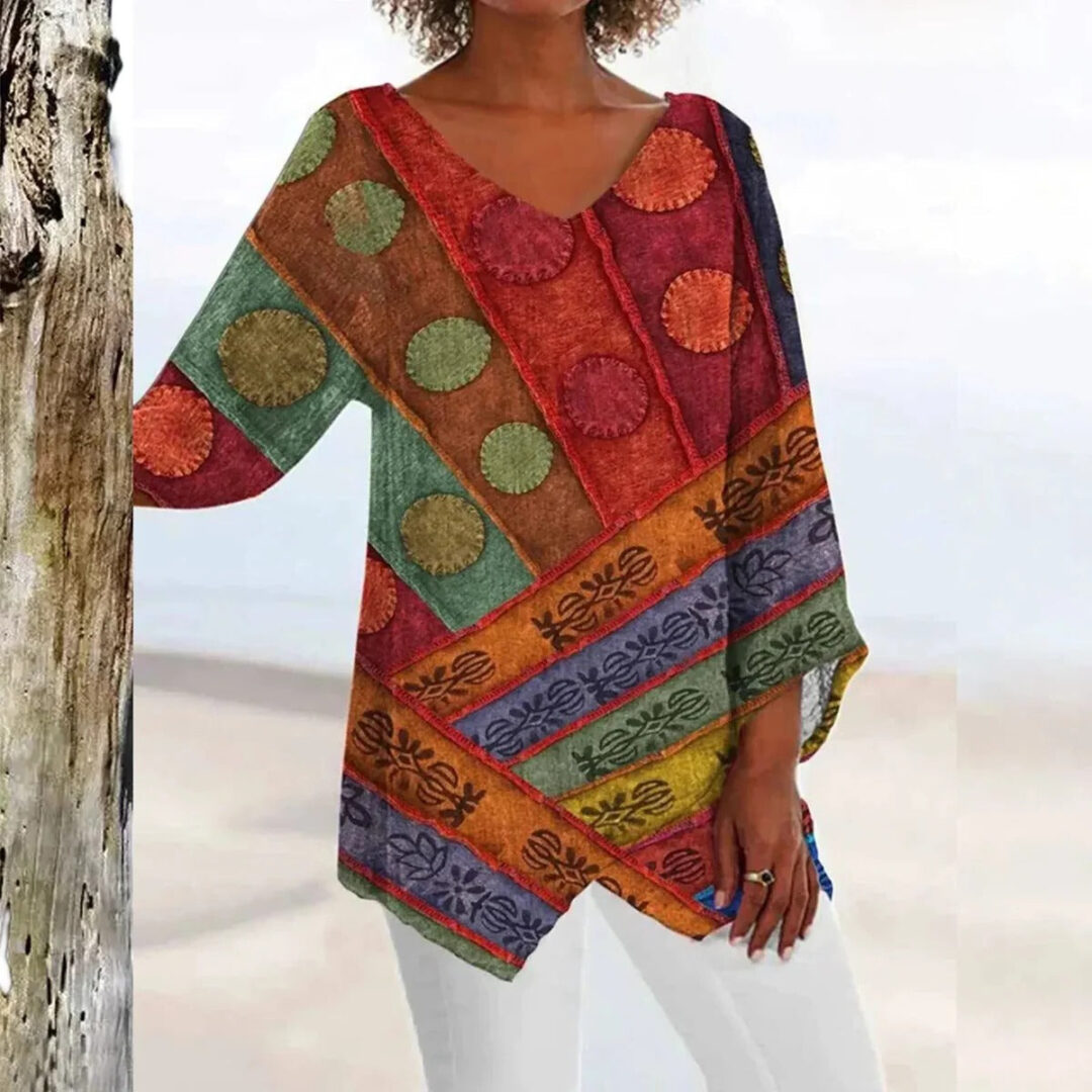 Women's vintage V-neck top with elegant fit - Image 6